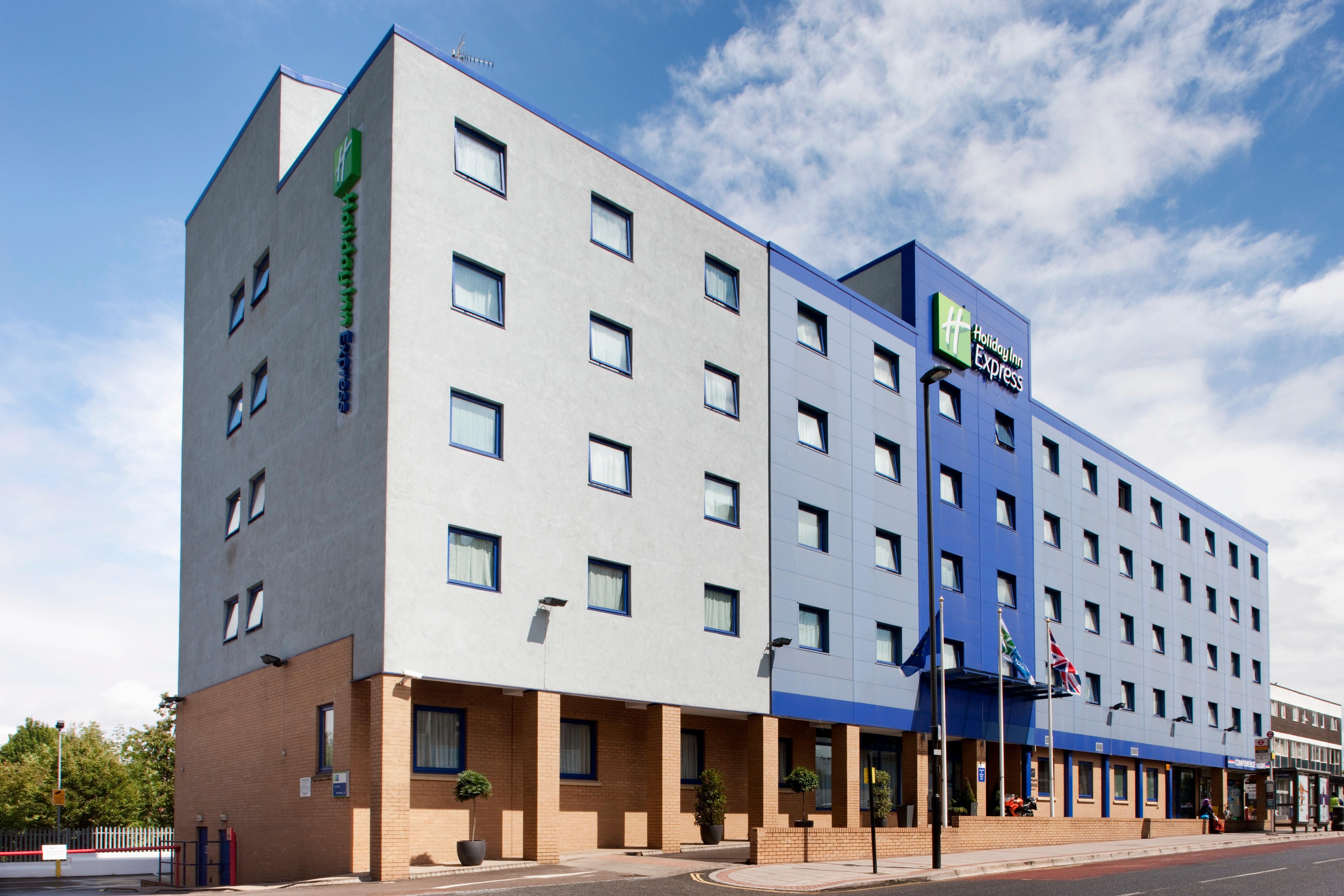 Holiday Inn Express Park Royal, An Ihg Hotel Londra Exterior foto