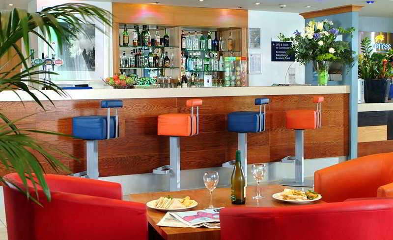 Holiday Inn Express Park Royal, An Ihg Hotel Londra Restaurant foto